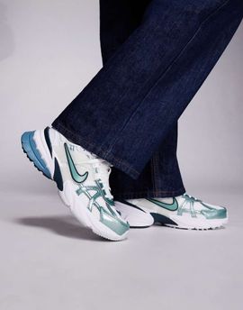 Nike Nike V2K Run sneakers in white & blue