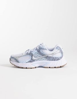 Nike Nike V5 RNR Premium sneakers in light blue with snake detail