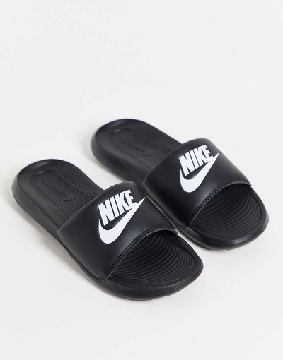 Nike Nike Victori sliders in black
