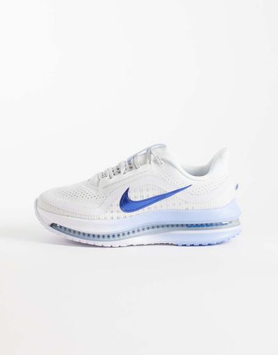Nike Running Nike Running Pegasus Premium sneakers in blue and white