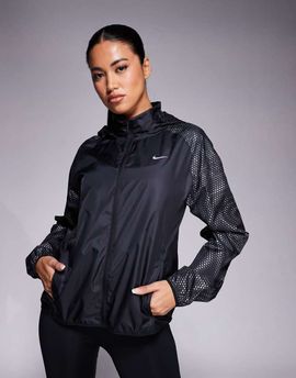 Nike Running Nike Running Tempo Flash jacket in black