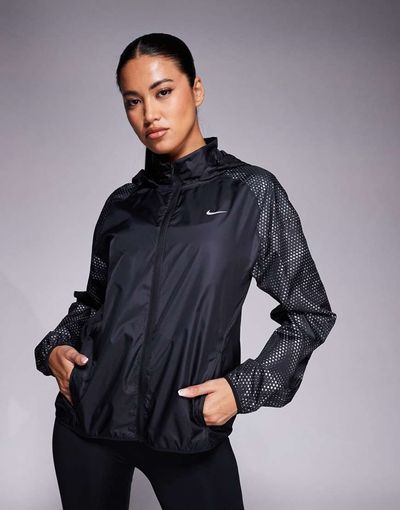 Nike Running Nike Running Tempo Flash jacket in black
