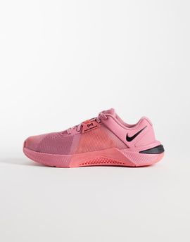 Nike Training Nike Metcon 10 sneakers in pink and black