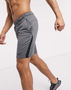 Nike Training Nike Training Dry shorts in gray-Grey