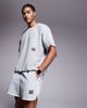 Nike Training Nike Training Heritage 5 inch shorts in gray - 2