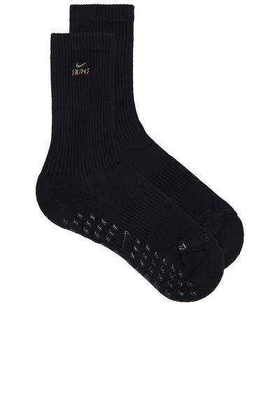 NikeSKIMS NikeSKIMS Dri-FIT Pilates Grip Crew Sock