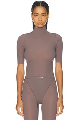 NikeSKIMS NikeSKIMS Weightless Short Sleeve Top