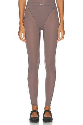 NikeSKIMS NikeSKIMS Weightless V-Panel Tight