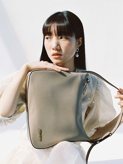 NILLRING 6PM Shoulder Bag_Beige