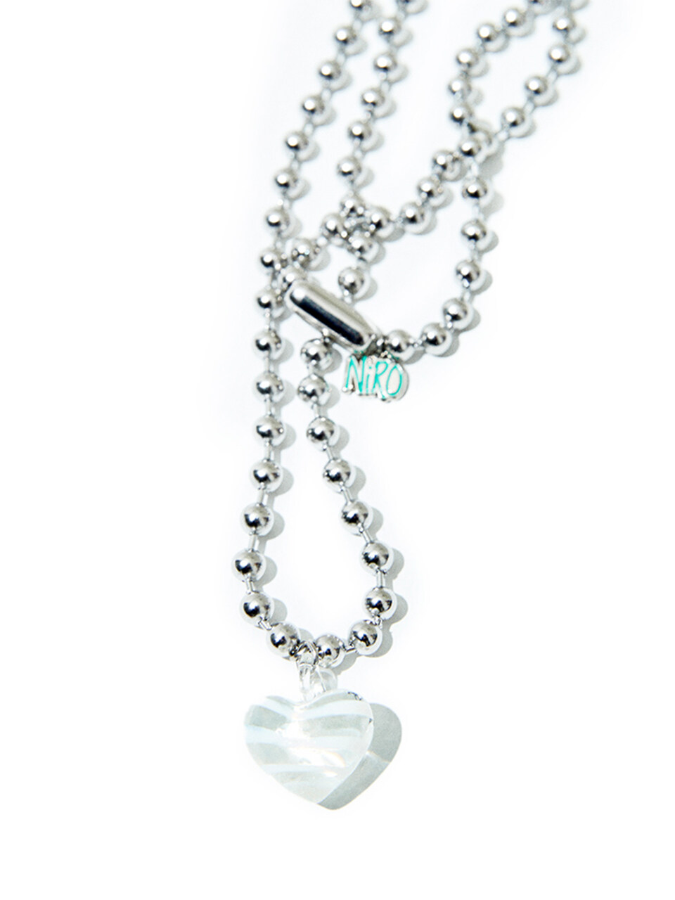 niroserendipity Acrylic Heart Necklace