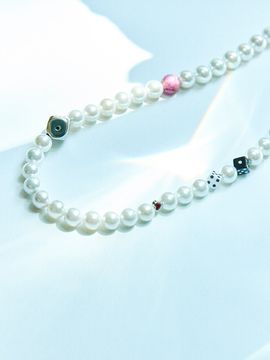 niroserendipity Dice Mushroom Pearl Necklace