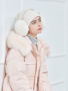 nitina fur permaf white