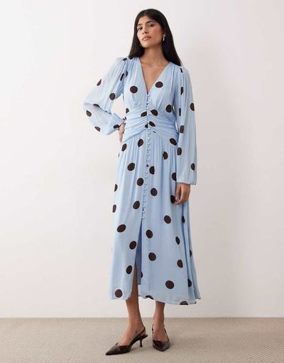 Nobody's Child Nobody's Child Luna V-neck ruched waist button front midaxi dress in blue oversized polka dot
