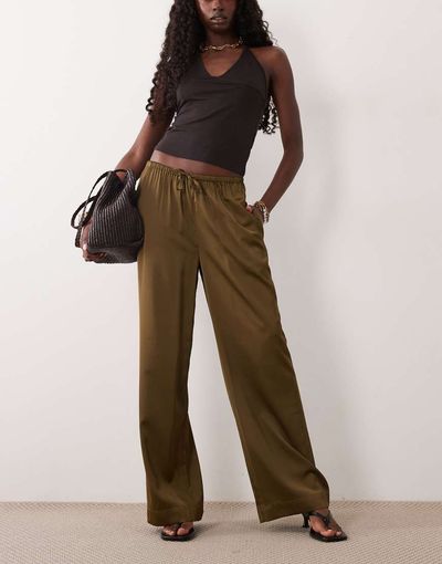 Nobody's Child Nobody's Child Lyra drawstring wide leg satin pants in olive green