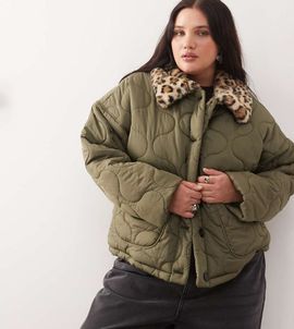Noisy May Curve Noisy May Curve faux fur leopard collar detail quilted coat in khaki-Green