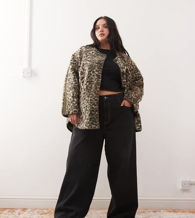 Noisy May Curve Noisy May Curve oversized collarless teddy jacket in leopard print-Black