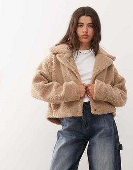 Noisy May Noisy May cropped teddy jacket in beige-White