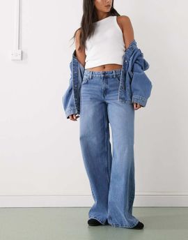 Noisy May Noisy May low rise wide leg jeans in mid blue denim