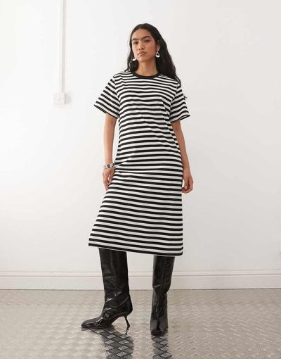 Noisy May Noisy May midi T-shirt dress in black stripe
