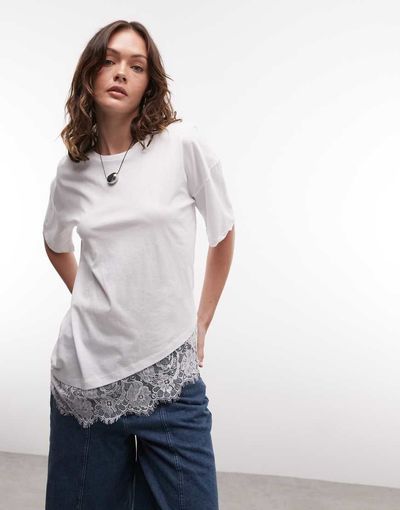 Noisy May Noisy May oversized asymetric t-shirt with lace hem in white