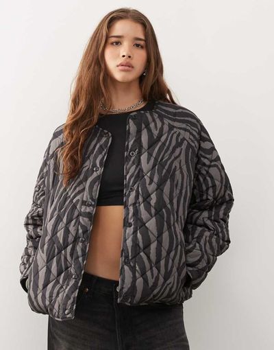 Noisy May Noisy May quilted zebra jacket in gray