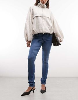 Noisy May Noisy May Rae low rise super slim jeans in medium blue denim-Black