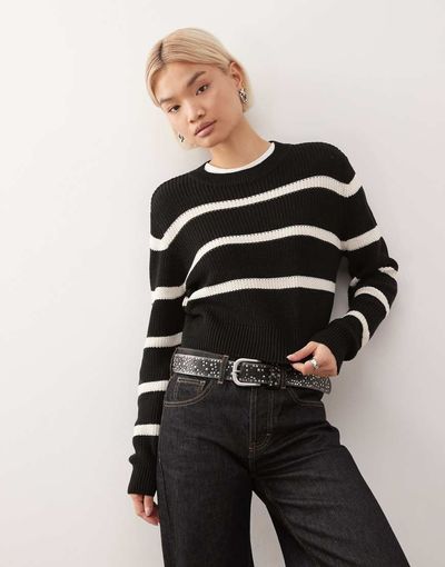 Noisy May Noisy May round neck sweater in black & cream stripe