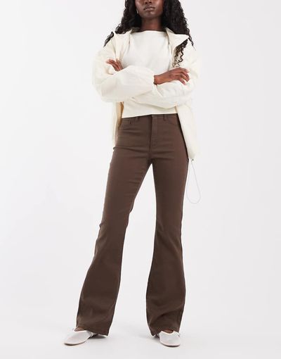 Noisy May Noisy May Sallie high rise flare jeans in chocolate brown