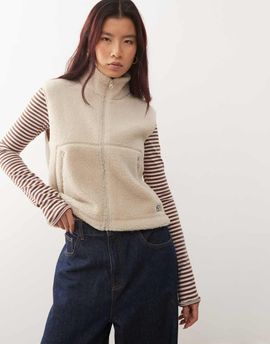 Noisy May Noisy May teddy fleece vest in beige-White