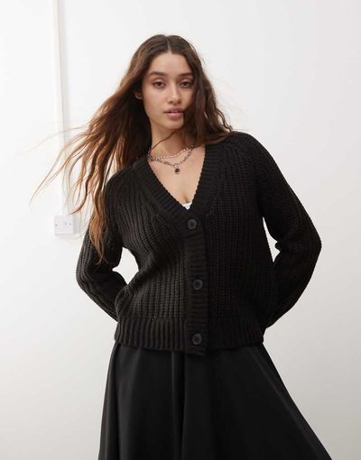 Noisy May Noisy May v neck cardigan in black