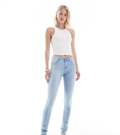 Noisy May Tall Noisy May Tall Jen push up skinny jeans in light blue wash