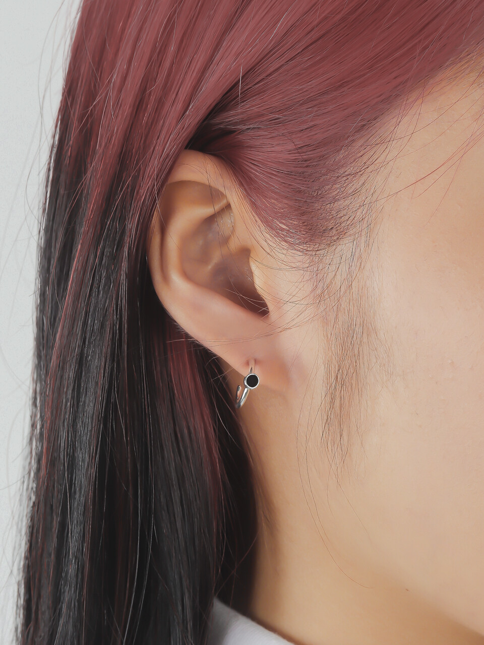 NONENON Dot Bend Earrings