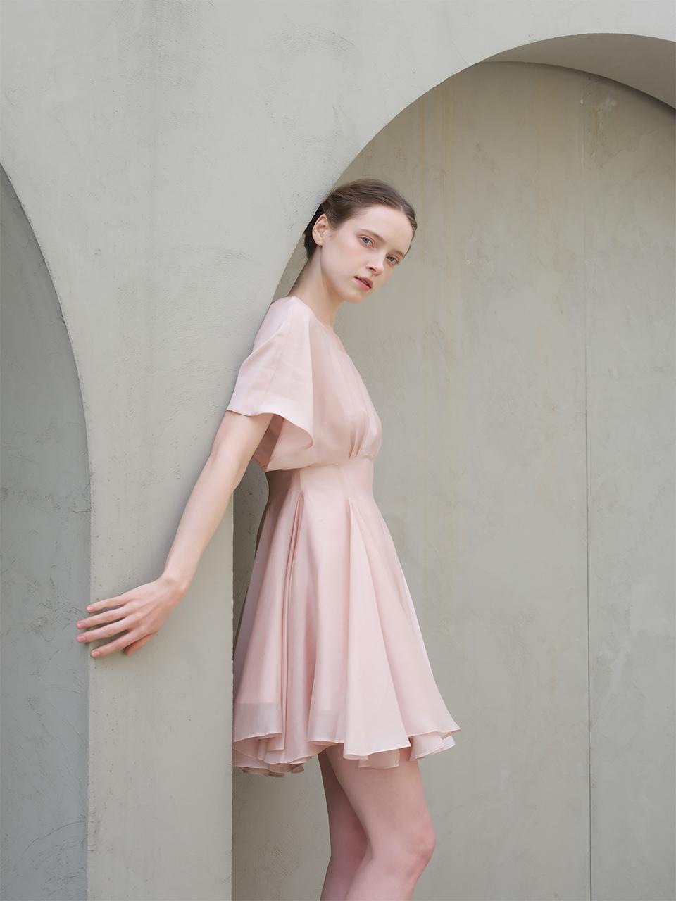 Nonesuch Square Player Dress [Nude Pink]