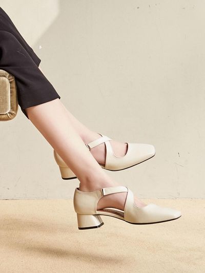 NONETHELESS N20-S167_X-Strap Pumps_Cream