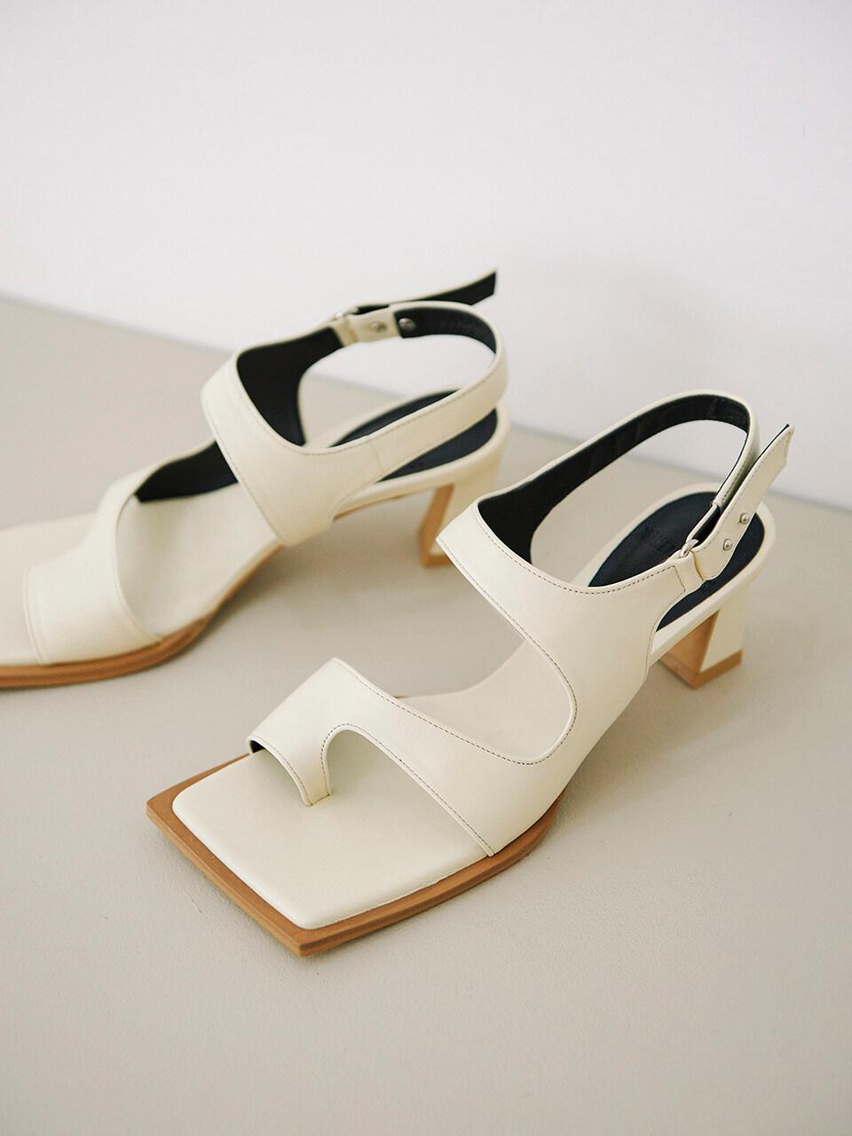 NONETHELESS Sandals N20-S190 Cream