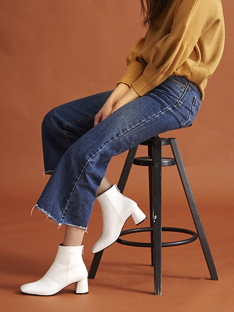 NONETHELESS Square Toe Back Zip Boots_White