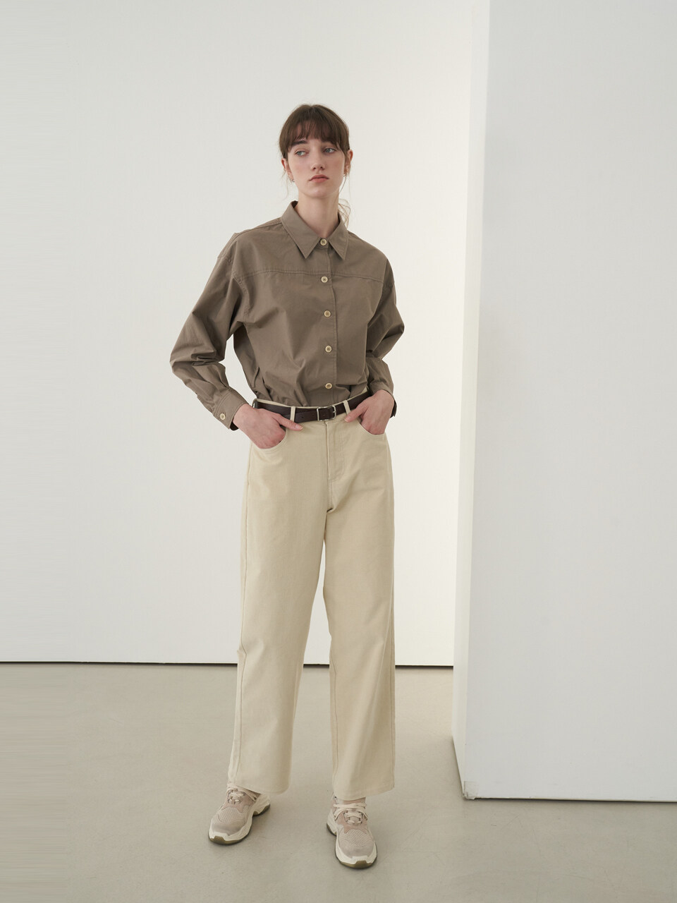 NONNIERE Belted Shirt (Brown)