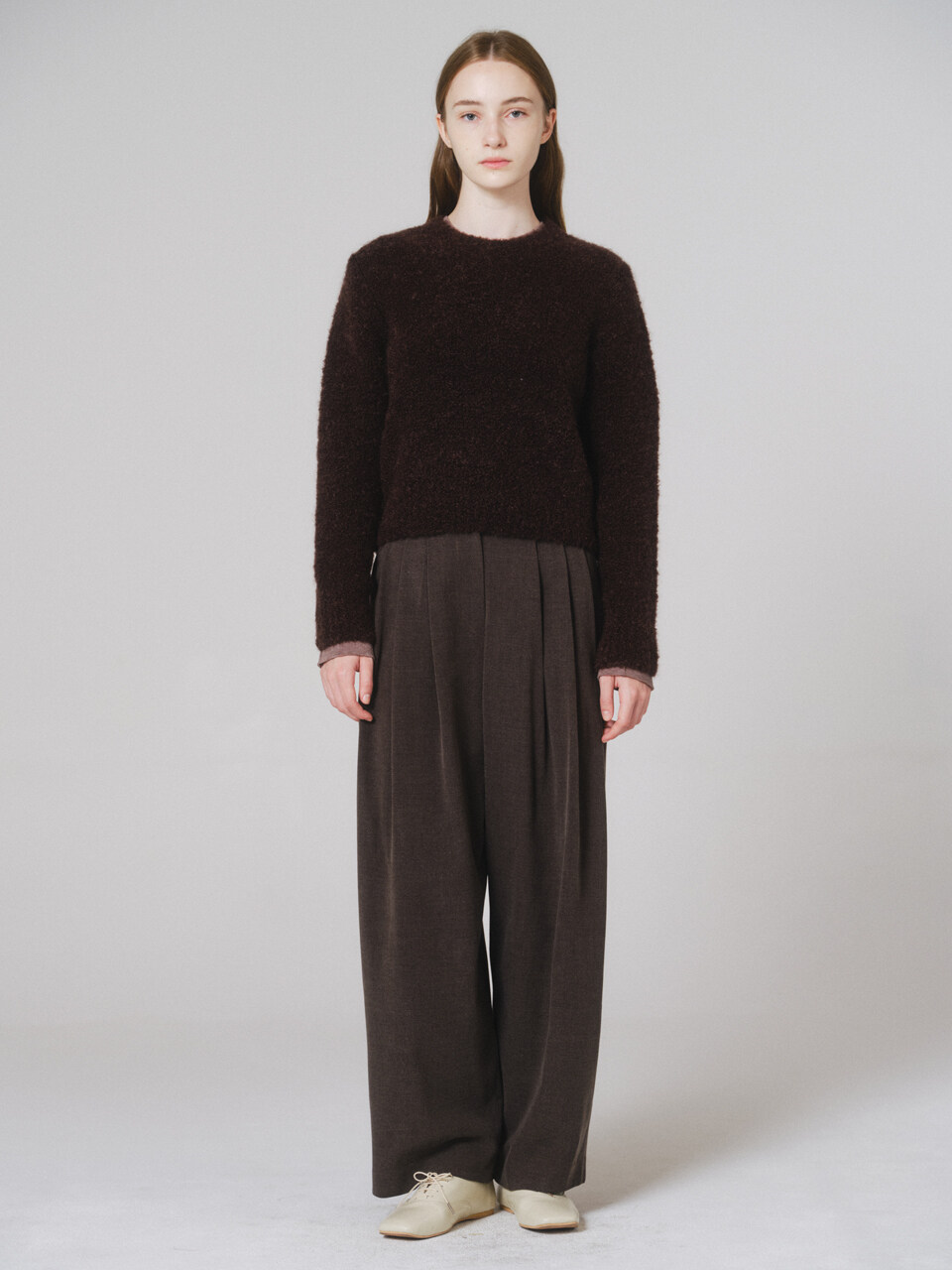 NONNIERE Boucle Round Sweater (Red Brown)