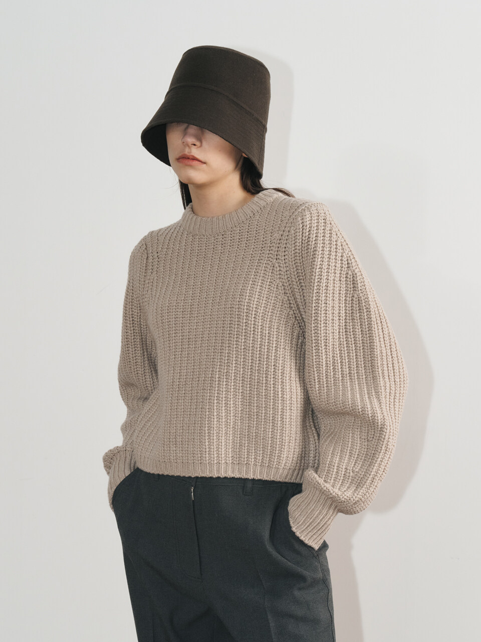 NONNIERE Crop Sweater