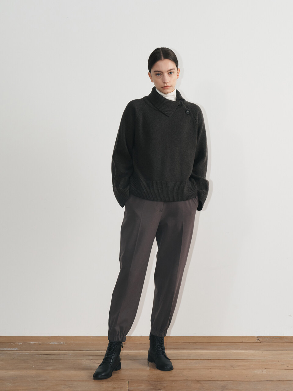 NONNIERE Jogger Pants (Brown)