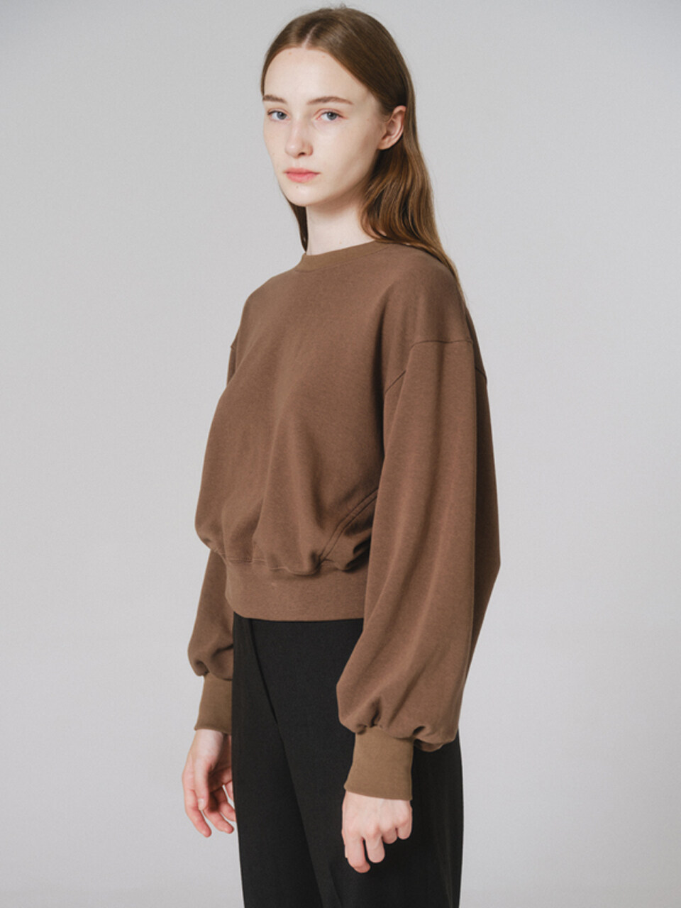 NONNIERE Shirring Sweatshirts (Brown)