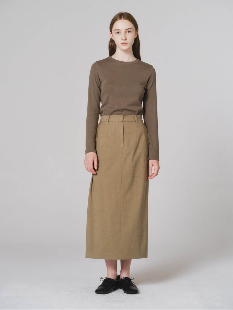 NONNIERE Side Tuck Long Skirt (Deep Beige)
