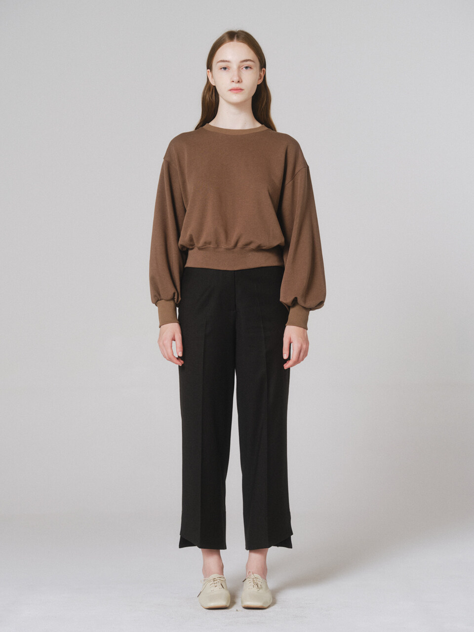 NONNIERE Wool Cropped Pants (Dark Grey)