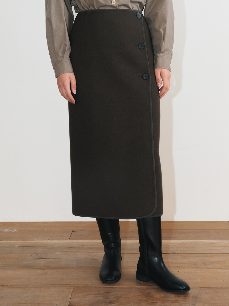 NONNIERE Wool Wrap Skirt (Brown)