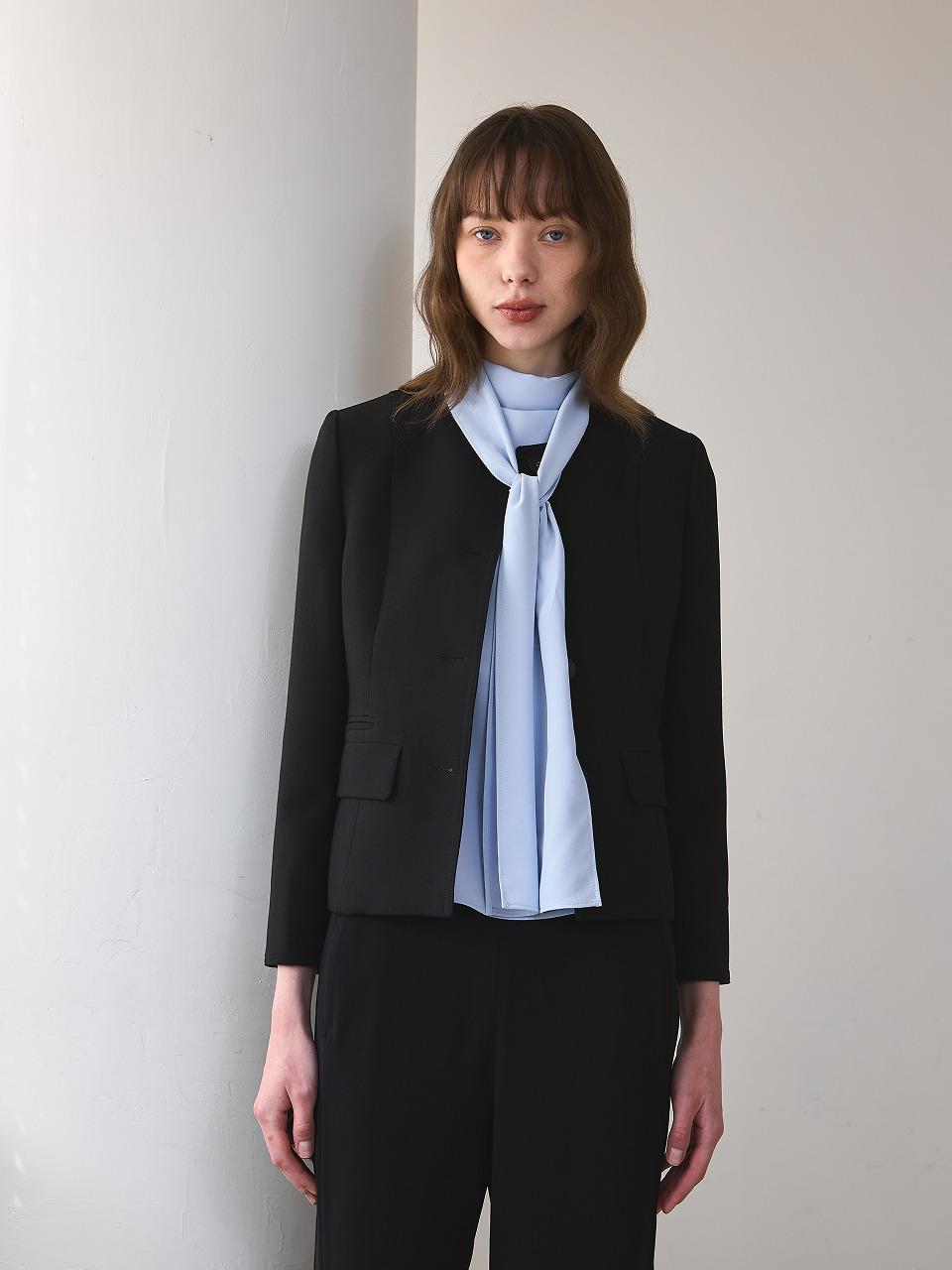 NOOR Classic Round Neck Blazer (2 Colors)