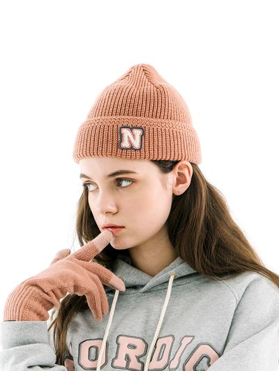 NORDIC ISLAND N-Logo Beanie - Pink
