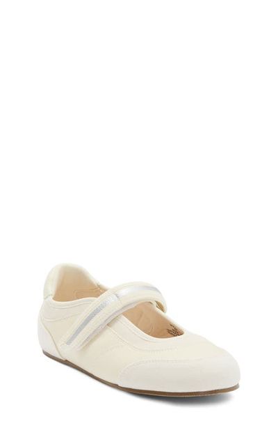Nordstrom Nordstrom Kids' Emmery Mary Jane Flat