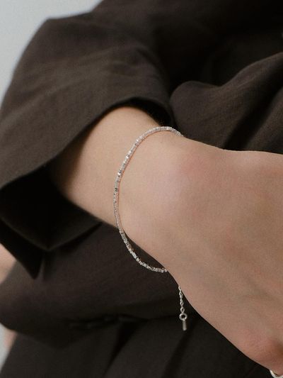 NORMALLEE Sterling Silver Glitter Pebble Bracelet [Silver]