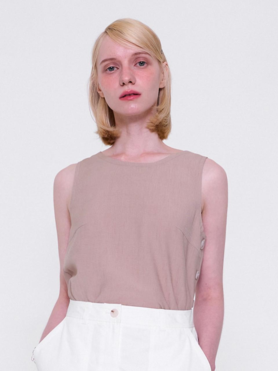 normniq normniq Side Button Sleeveless Top_Beige