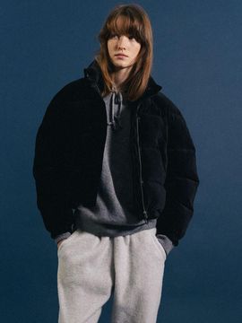 NOTHING WRITTEN Velvet Cropped Down Filled Puffer Jacket [Black]